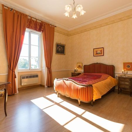 Chambres D'Hotes Du Chalet De Caharet Pipriac Ngoại thất bức ảnh